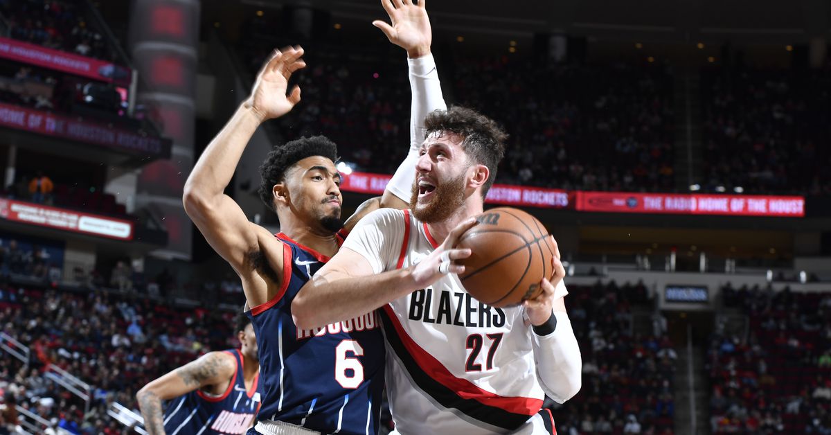 Jusuf Nurkic Has Evolved in Portland This Season: Photo by Logan Riely/NBAE via Getty Images  

The big man started the year playing one role and now is filling a bigger one. 

After a rocky start to the 2021-2022 NBA season, Portland Trail… https://t.co/yF2pNA3QGm #RipCity https://t.co/MbBBrPFGQb