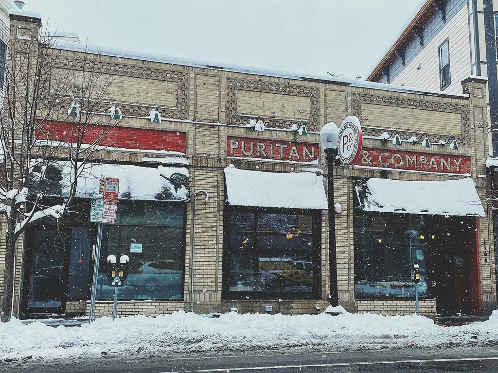 PuritanCo's tweet photo. The snow day menu is ready to go and we open the doors at 5! Let’s go, snow day. ❄️❄️❄️ #openinbos https://t.co/d7mKCCFjKf