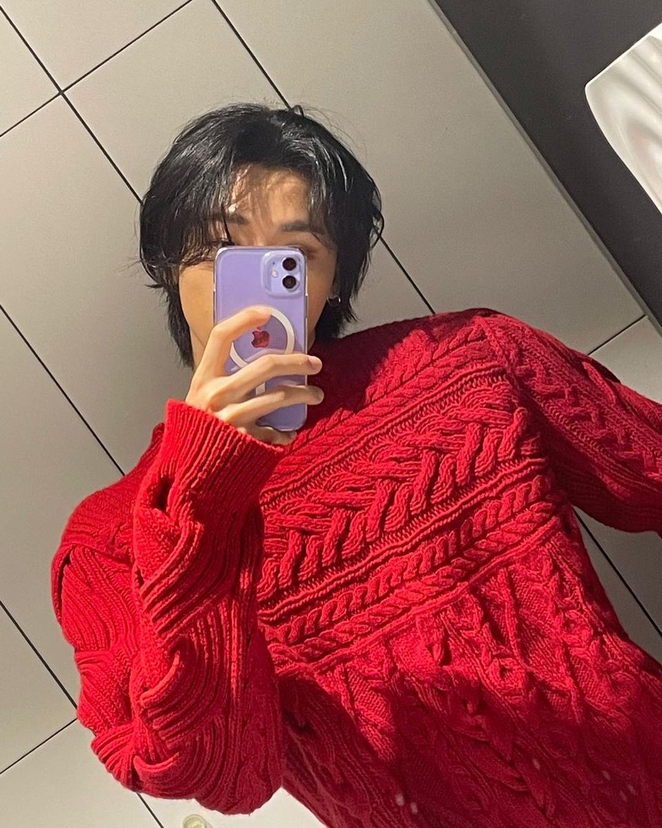 hajoonxs's tweet photo. [pg idol + pg gram] @/𝗄𝗆_𝗁𝗃𝗈𝗇
oi, skiez! gostaram de let’s get lost? foi uma honra trabalhar com a nabi sunbaenim! agora apoiem muito step back também, ok? se cuidem! 💜 https://t.co/E0TVfpZ0AH