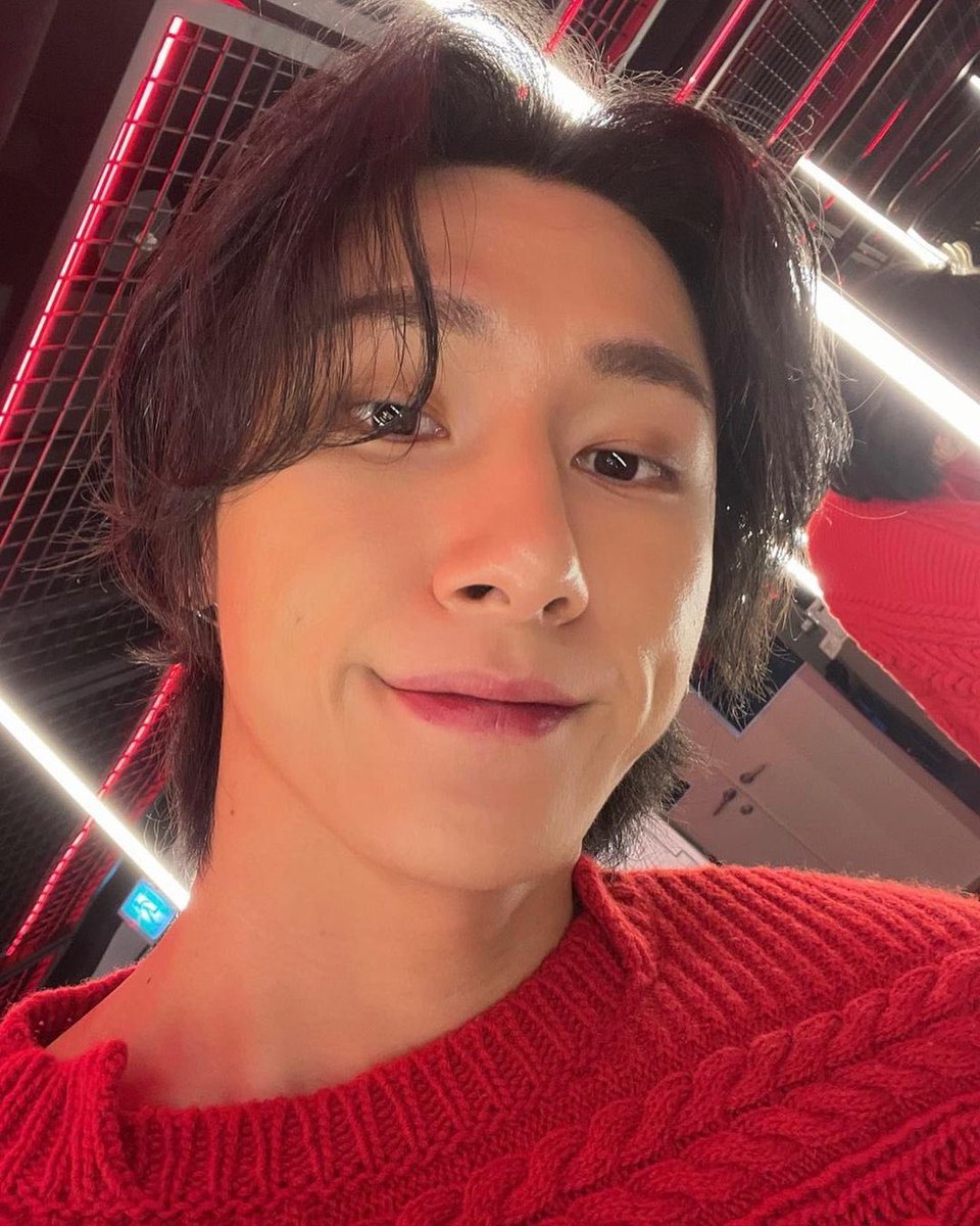 hajoonxs's tweet photo. [pg idol + pg gram] @/𝗄𝗆_𝗁𝗃𝗈𝗇
oi, skiez! gostaram de let’s get lost? foi uma honra trabalhar com a nabi sunbaenim! agora apoiem muito step back também, ok? se cuidem! 💜 https://t.co/E0TVfpZ0AH