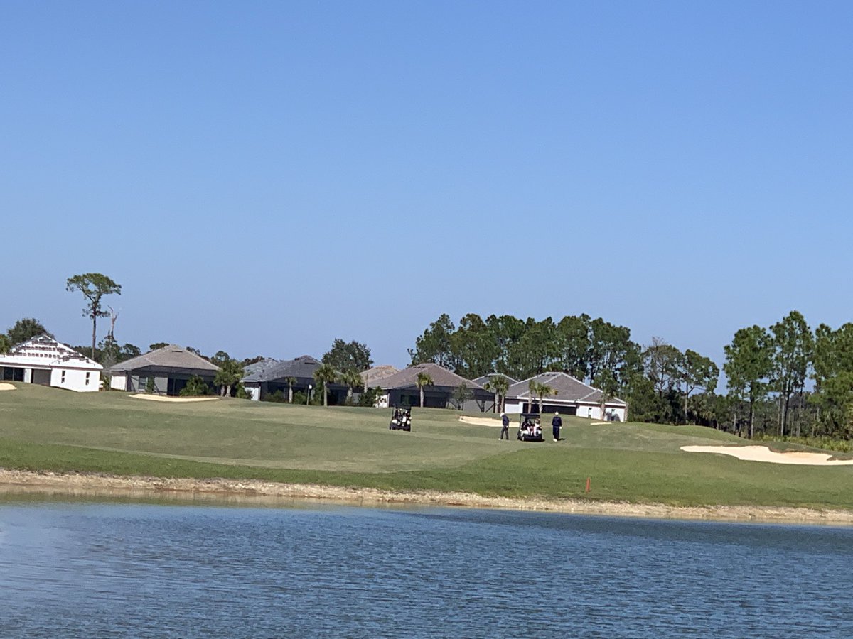 bobbythebookie's tweet photo. SW Florida golf
#babcocknational
#babcockranch
#windy
#myfuturehome
#golfiscool https://t.co/fvTJCsizrQ