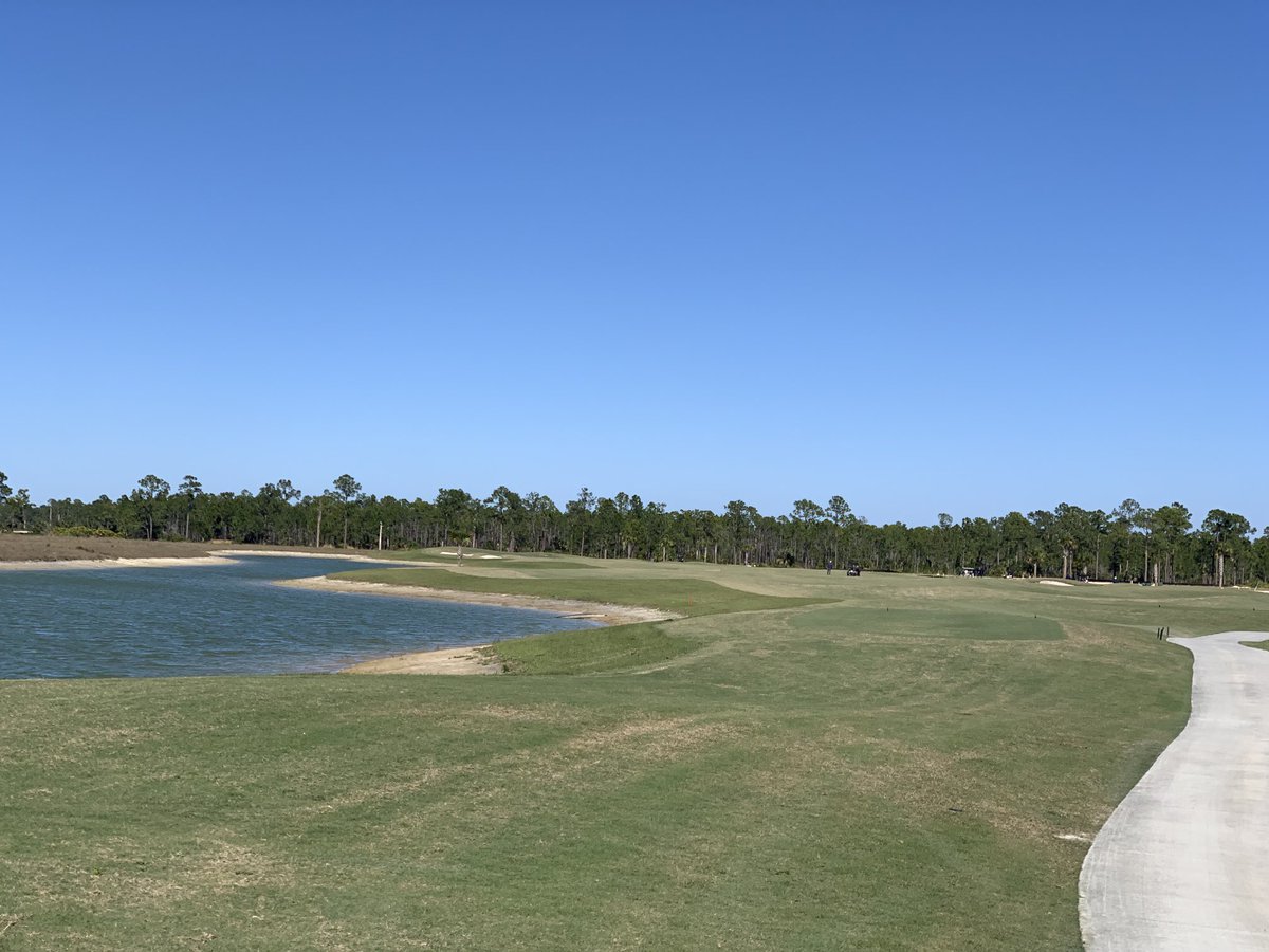 bobbythebookie's tweet photo. SW Florida golf
#babcocknational
#babcockranch
#windy
#myfuturehome
#golfiscool https://t.co/fvTJCsizrQ