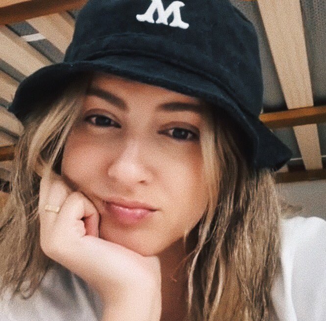 RT @strongfortori: Get yourself a tori kelly https://t.co/b8XSPbUTYn