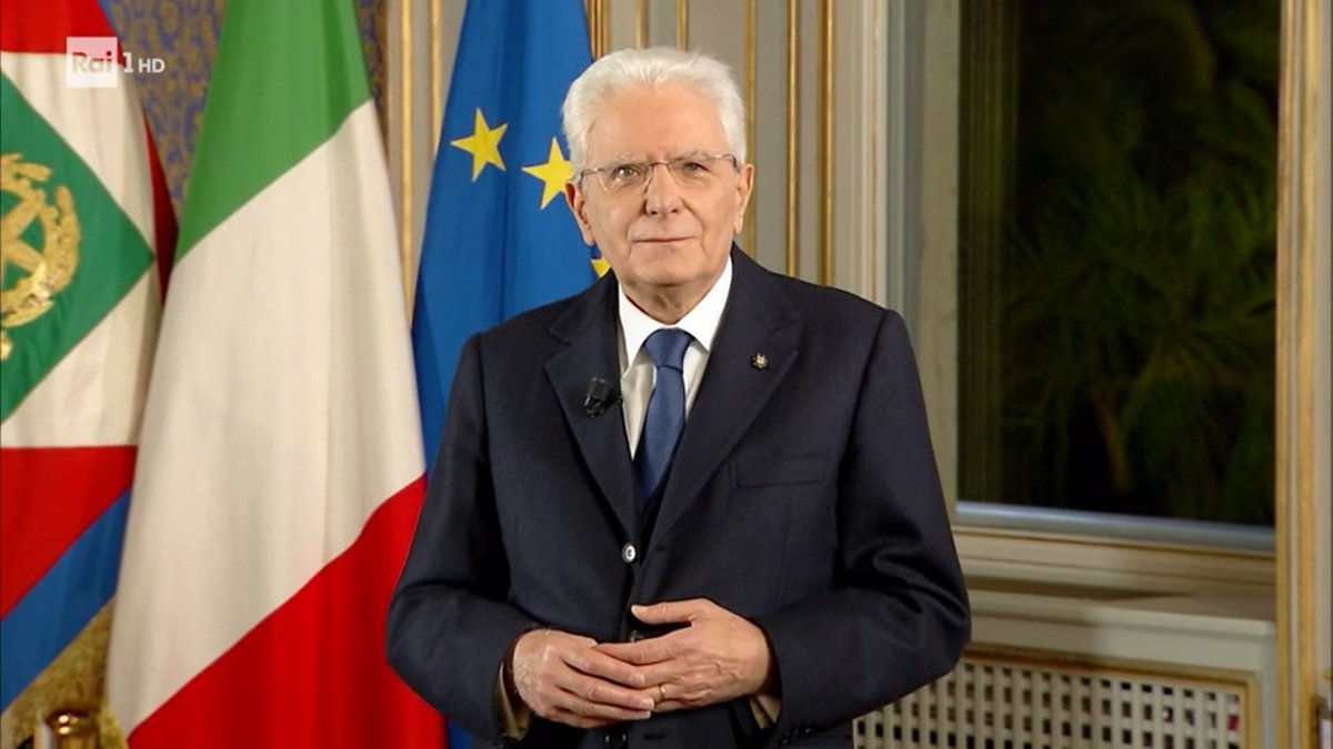 Carluccicd's tweet photo. Avete perso tutti....Ha vinto Sergio #Mattarella https://t.co/ZE4qZGo7Hp