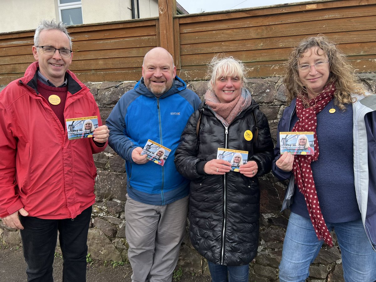 BillRevans's tweet photo. Great reception in #Alcombe ward for #LibDem candidate Nicole Hawkins. Great campaign with Benet Allen and Caroline Leaver @cfhleaver Residents delighted that LibDem run @SWTCouncil is making progress on delivering a swimming pool for #Minehead. https://t.co/ZBsjWIqhbf