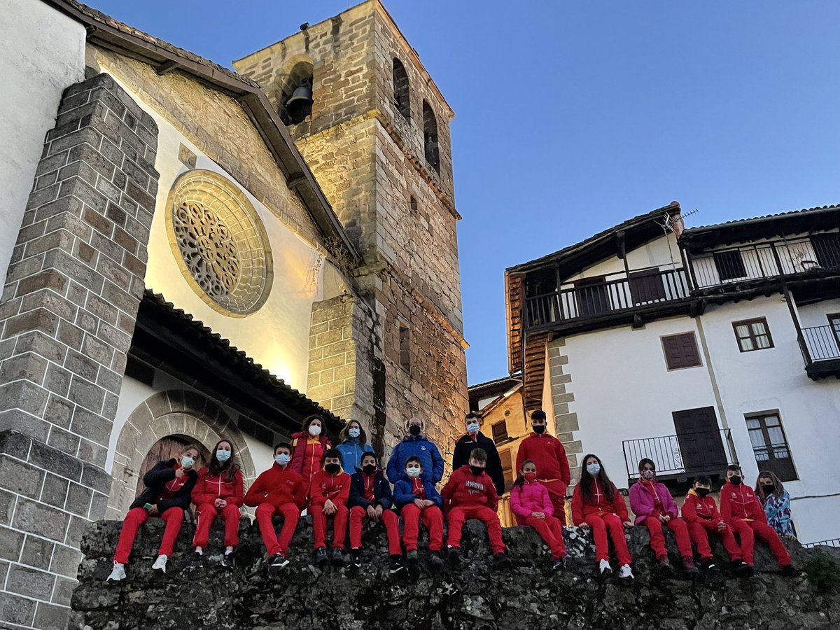 fedpcyl's tweet photo. Hoy un equipo de 21 personas formado entre deportistas, técnicos y personal sanitario se ha desplazado hasta el Albergue Juvenil de Llano Alto en Bejar (Salamanca) a la Concentración de Piraguismo de Castilla y León - Infantiles y Alevines 2022.
#juntadecastillayleon #piraguismo https://t.co/kxFJwReDK7