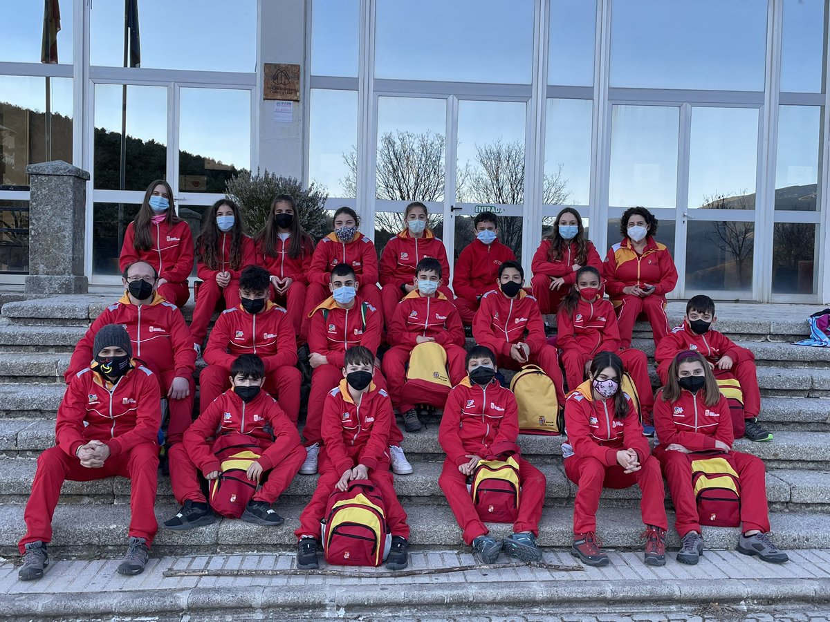 fedpcyl's tweet photo. Hoy un equipo de 21 personas formado entre deportistas, técnicos y personal sanitario se ha desplazado hasta el Albergue Juvenil de Llano Alto en Bejar (Salamanca) a la Concentración de Piraguismo de Castilla y León - Infantiles y Alevines 2022.
#juntadecastillayleon #piraguismo https://t.co/kxFJwReDK7