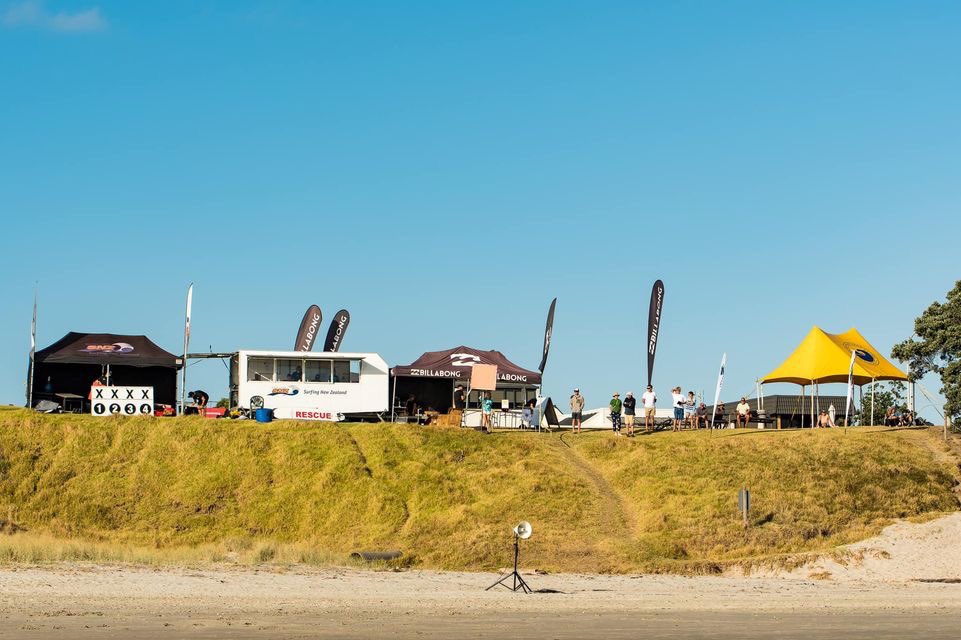 Surfing New Zealand tweet media