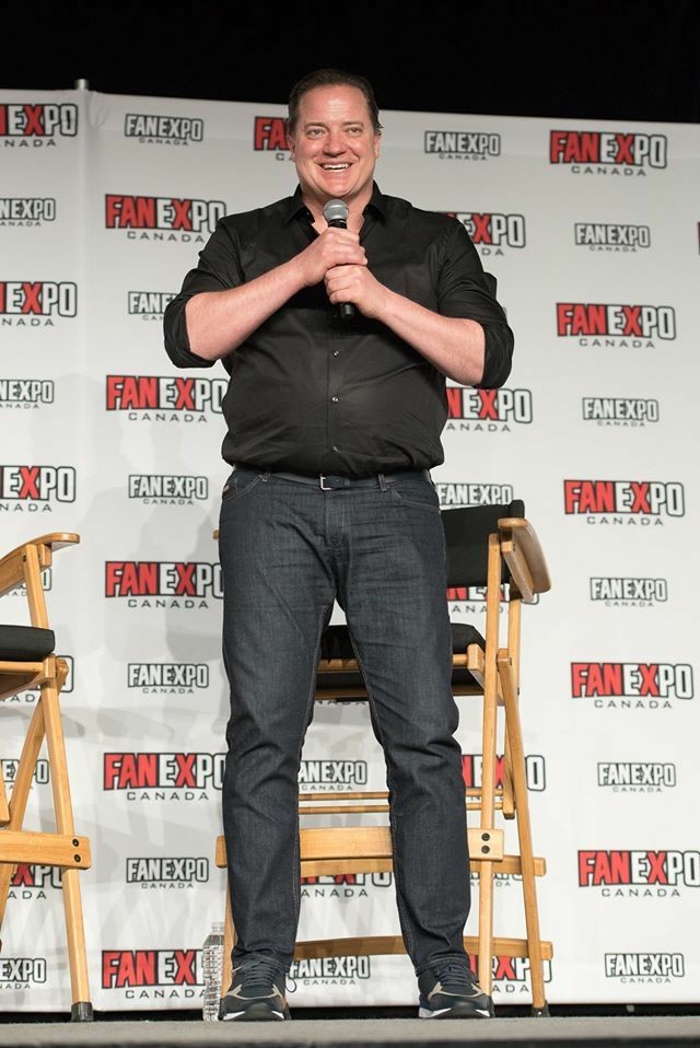 Брендан фрейзер сейчас. Актёр брендан фрейзер сейчас. Брендан фрейзер 2022. Брендан фрейзер 2022. Актёр брендан фрейзер 2022.