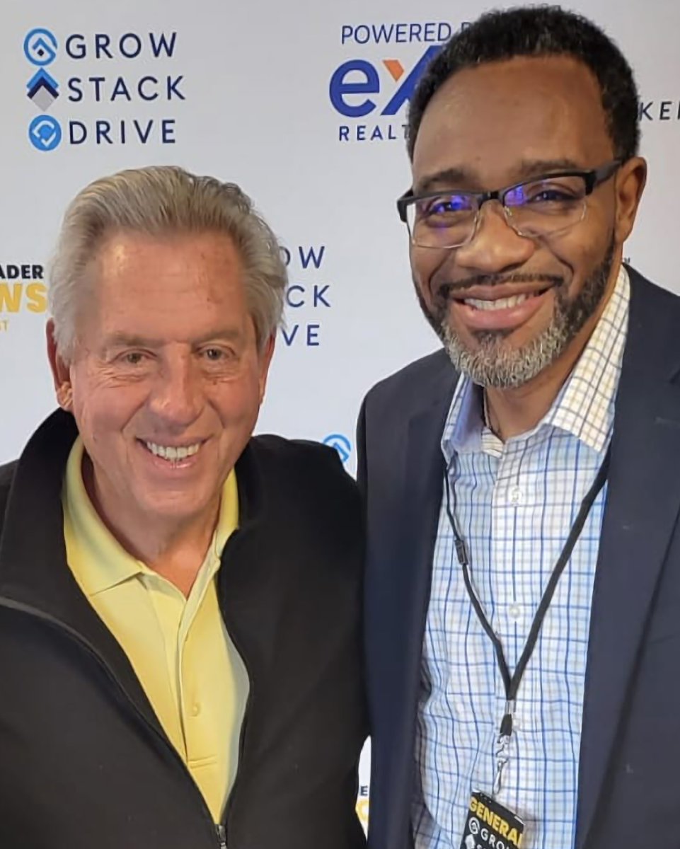 ApostleHughey's tweet photo. Growing is learning, learning from one of the best is awesome... https://t.co/HomDNMjB9m