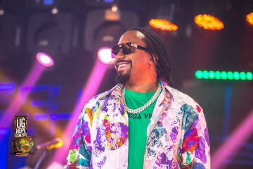 shinewittwinkle's tweet photo. Still about the #UgHopeConcert ! ManDem @naviomusic passed by and perfomed at the @NCFUganda & @UNCC16 powered event.
#WeAreSpiners
https://t.co/FSJ0UjJ91X | #Logon!nc https://t.co/KenkW8IazV
