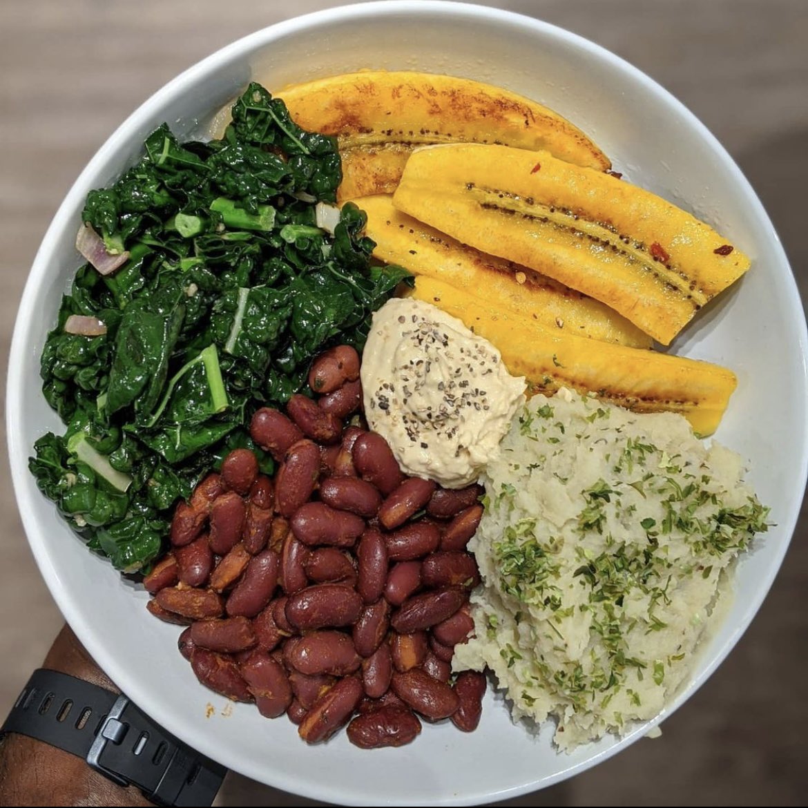 jeffreyboadi_'s tweet photo. Just a quick reminder that you can never have enough plantain https://t.co/zN1LdaF4lP