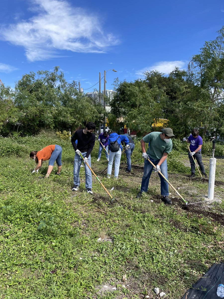 Miami Southridge Service Learning Programs tweet media