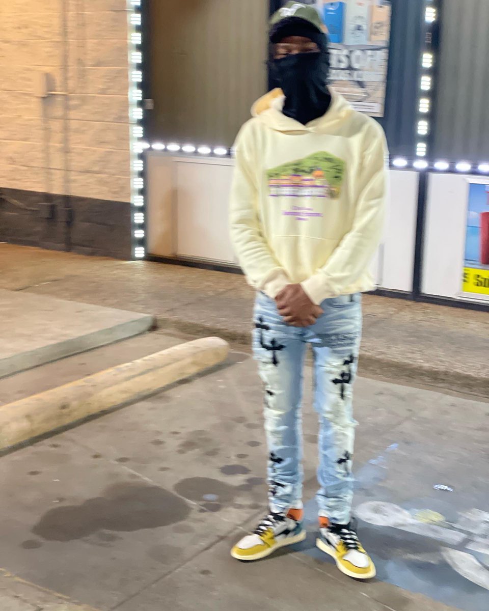 _1ceez's tweet photo. 🥷🏾 https://t.co/M1Exk6fDTW