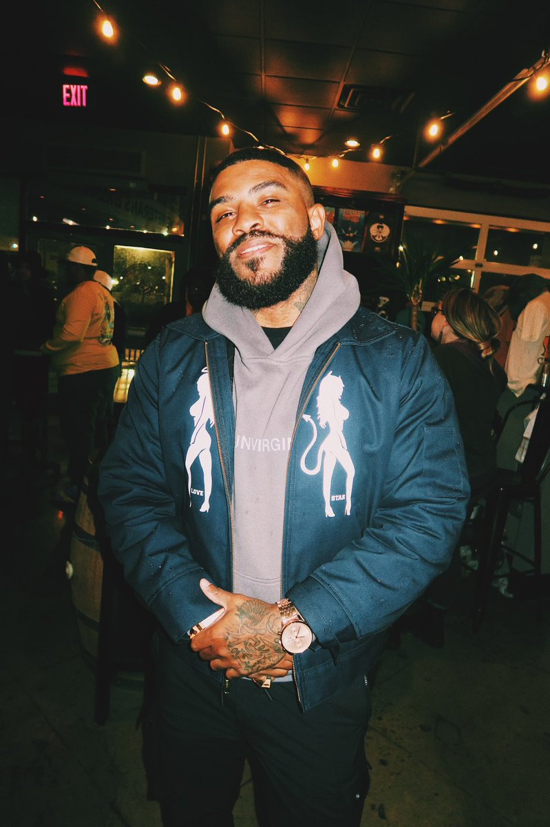 ChaseNFK's tweet image. “Ima New Legend..It Won’t Over Night.” - Larry June. 
📸: @anthonyalston #ChaseYourPurpose #ModelMode