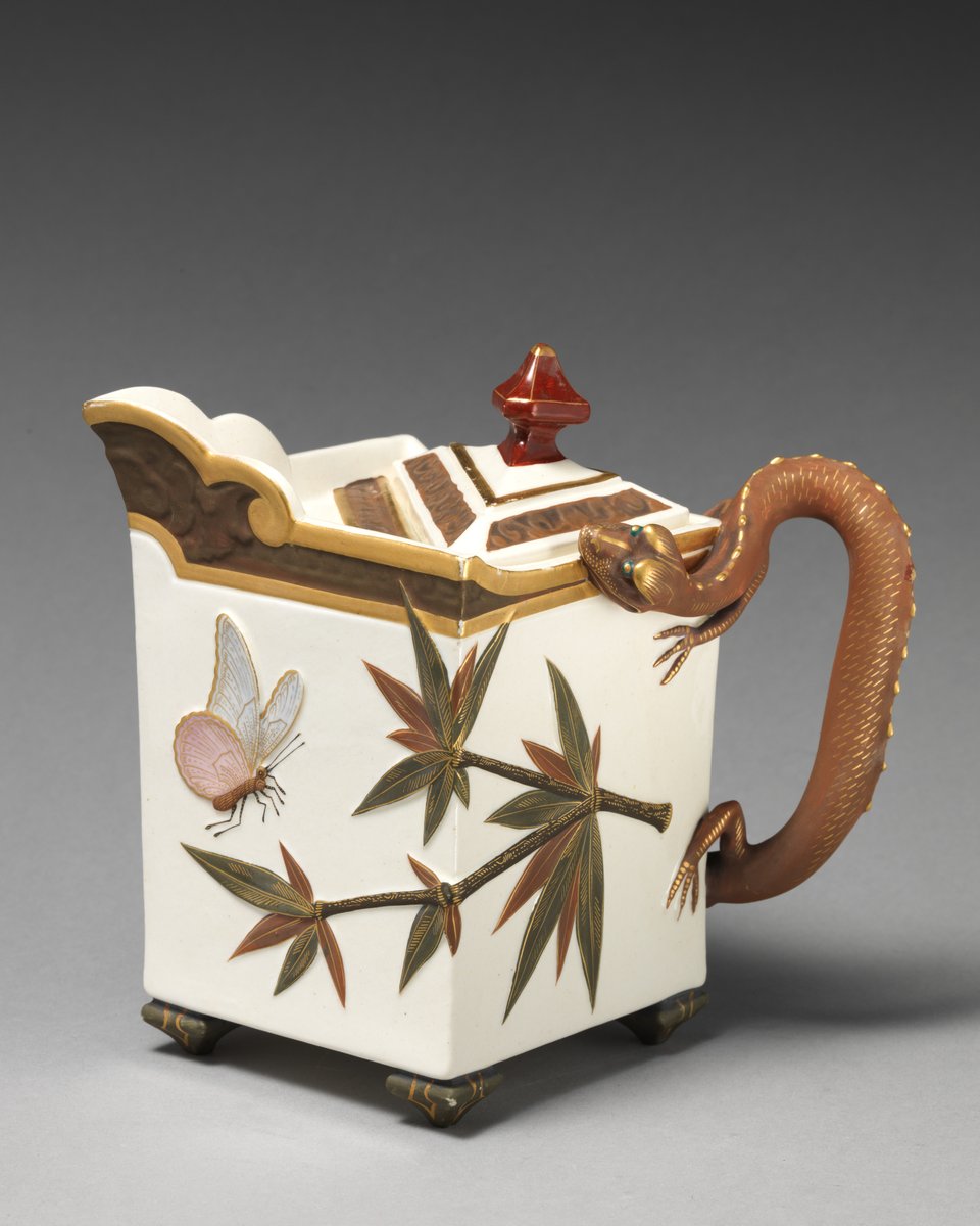 wikivictorian's tweet photo. Teapot with salamander handle by Worcester factory, 1874. The MET. https://t.co/KOD4sxZawB