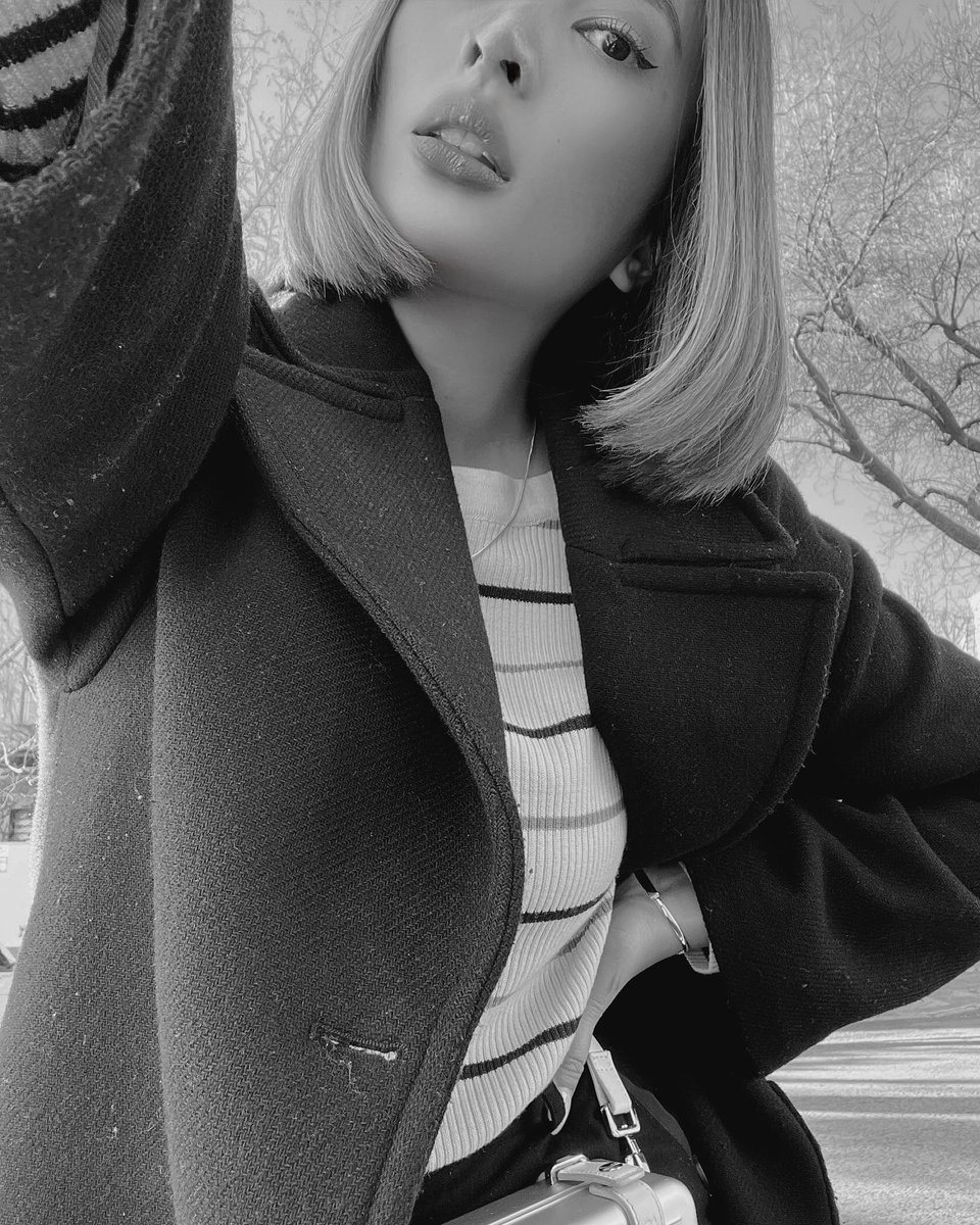 iamsofiaandrres's tweet photo. Lagpas lipstick 💯 https://t.co/cufQKLpXHG