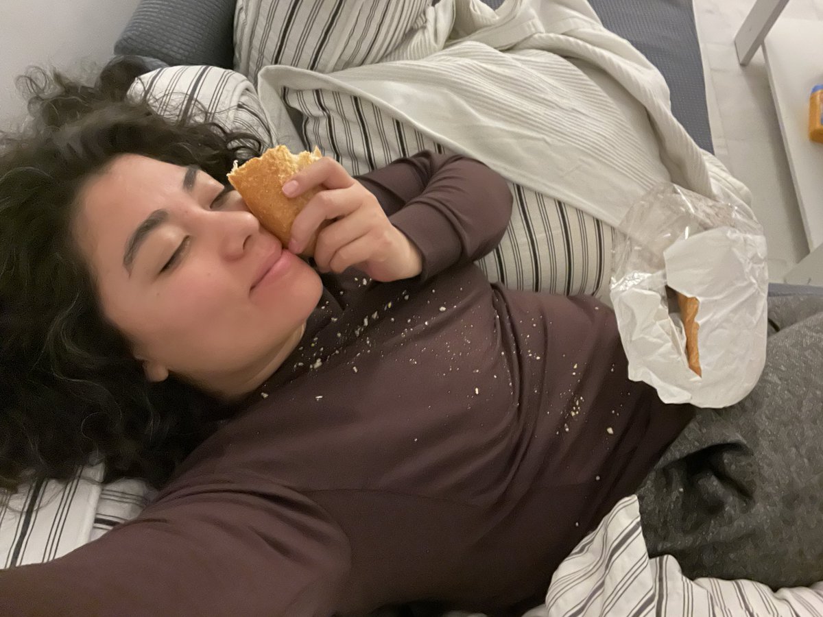 Hearmerambleon's tweet photo. I love you bread (thread). https://t.co/q8QUeEkPos