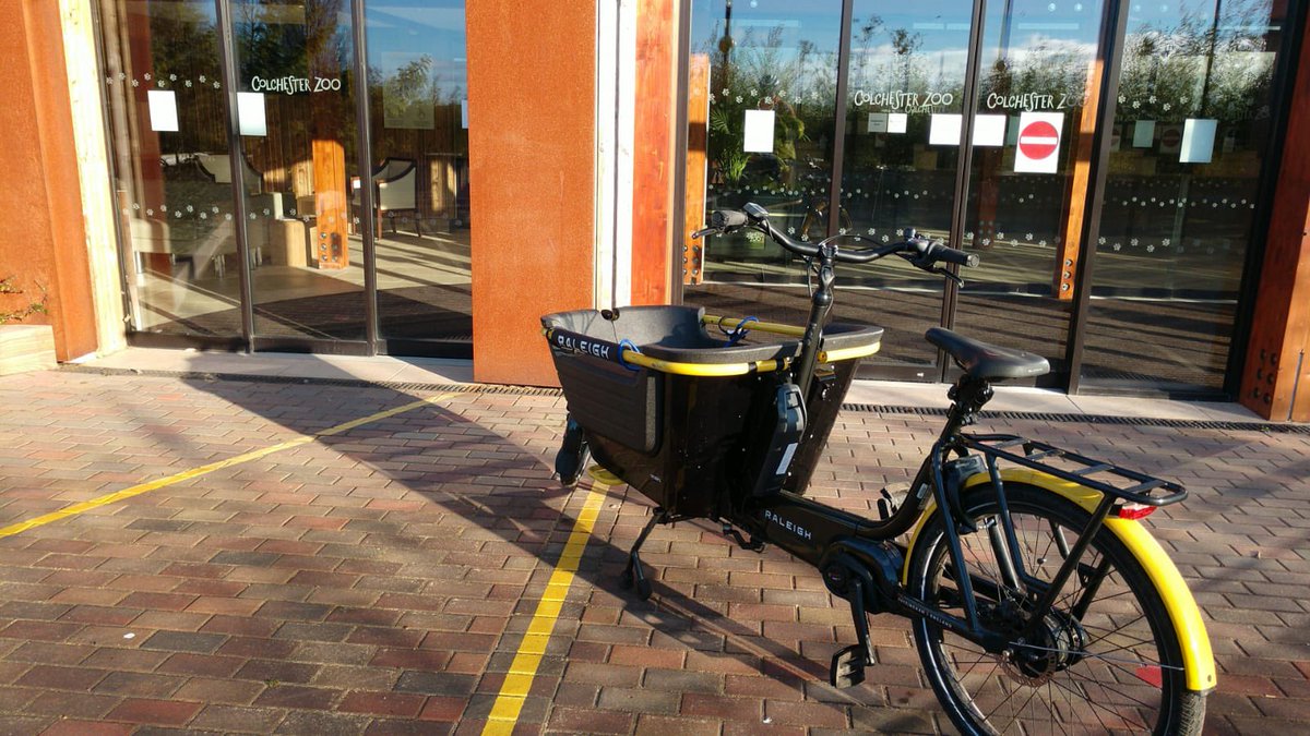 EcargoC's tweet photo. The @RaleighBikes_UK #Stride2 out on more trials today, to the local #recyclingcentre and then on to @ColchesterZoo - not the most straightforward route across to the Zoo, needs more work we’d say! The bike did well, was enjoyed & received much attention. Very versatile indeed! https://t.co/1gma3mY4ZN