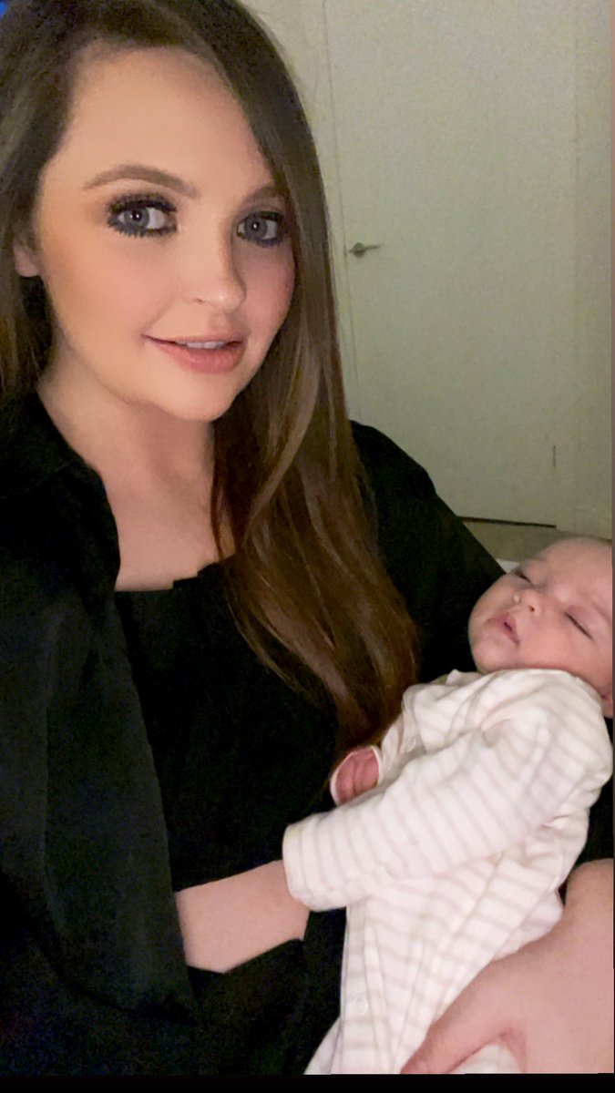 annstevens_'s tweet photo. Mom life, out at 8 home by 12 to Miss Lottie🥰🥰 https://t.co/O1ZUNCEUdo