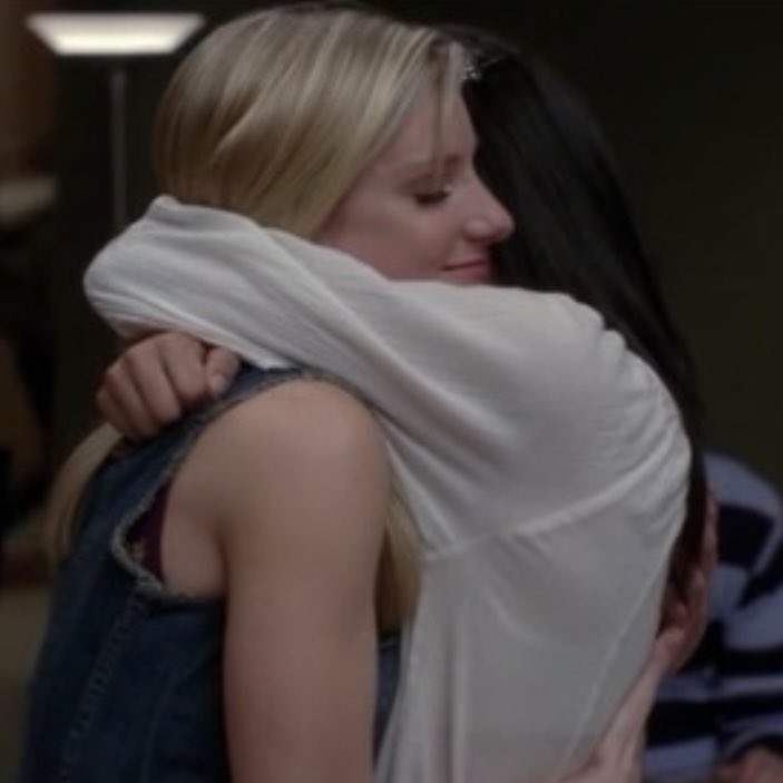 thinkerbrittany's tweet photo. their hugs >>> https://t.co/ArcwSSHpny