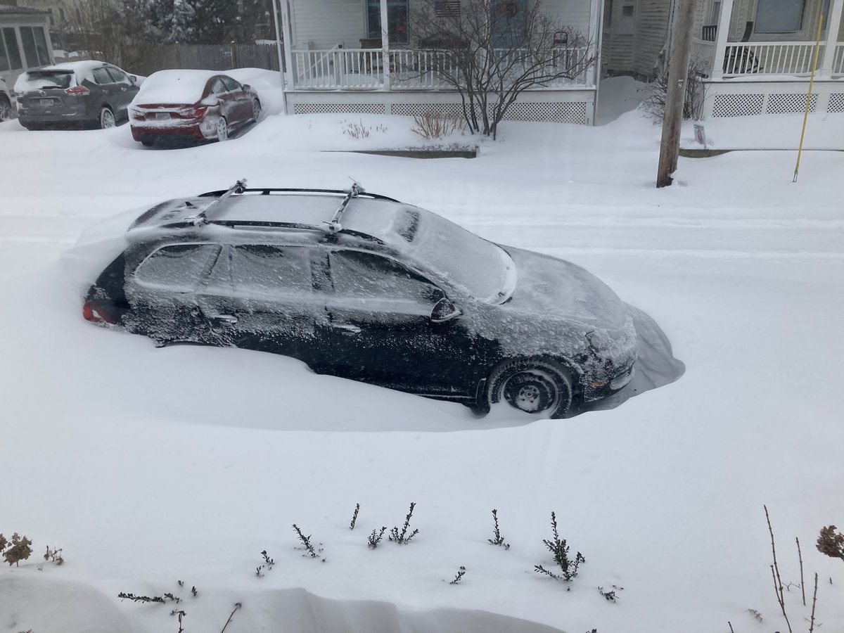 NovemberBikes's tweet photo. It snowed today https://t.co/FWXQYUKxLH