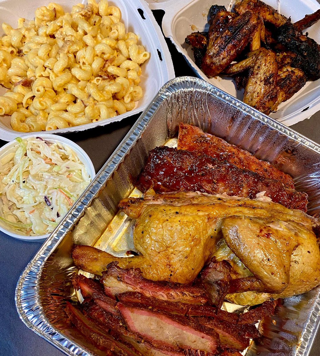 We want the smoke! 🔥

Great dinner from the new Off Grid Smokehouse in Lakeshore.
#SupportLocal #brisket #smoked #YQG