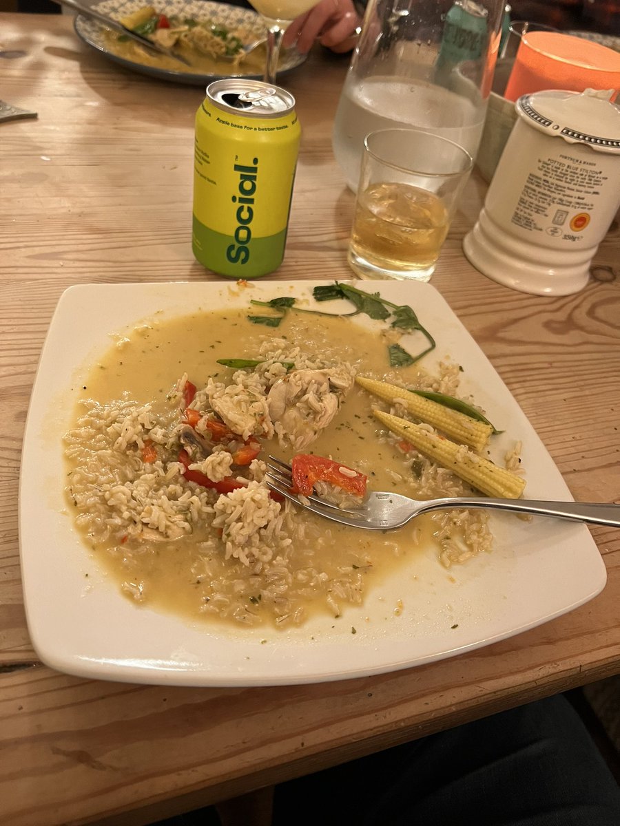 Ed Tranter (@edtranter) on Twitter photo Saturday night, just getting Social! #social #drinks #loveit #haveasocial Saturday night, just getting Social! #social #drinks #loveit #haveasocial