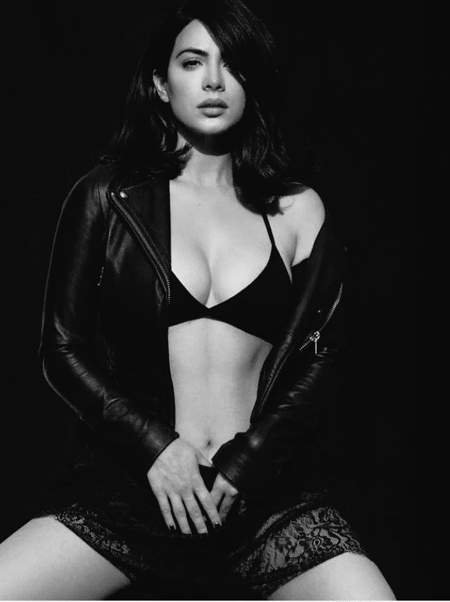 𝑯𝑨𝑹𝑫𝒀 tweet media