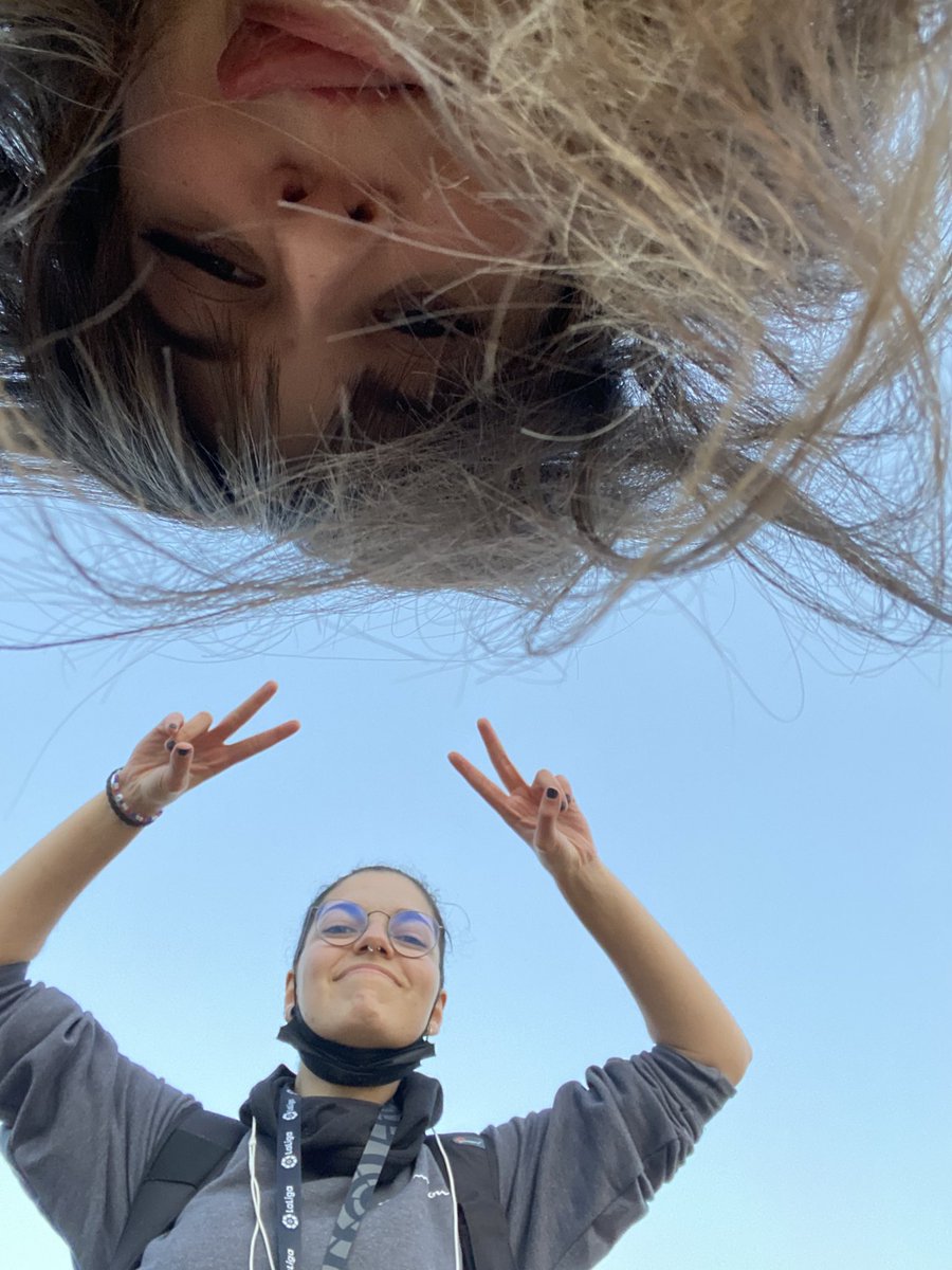 aleedealejandra's tweet image. Sinceramente trabajar asi da gusto 🤍✨