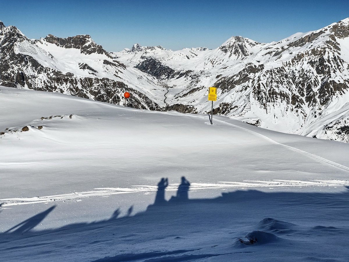 gurgeh's tweet photo. Ending a week of winter sports, parties and relaxing time in sunny 🇦🇹! https://t.co/v4GcbMDidu