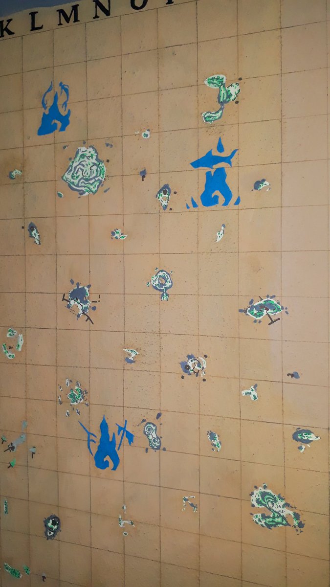 KrisKalissa's tweet photo. I've been working on this painting for a long time, but because of the school it took me a little longer to finish. I present you my Sea of Thieves map, with unmapped islands and mermaid shrines :) 
#BeMorePirate #SeaOfThieves #SeaOfThievesCommunityDay @SeaOfThieves @RareLtd https://t.co/pdHTy8Uo2I