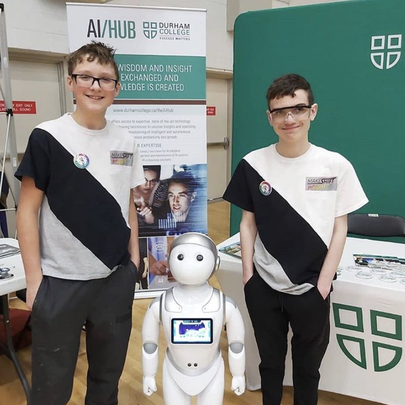TheAIHub's tweet photo. Flashback to #FirstRoboticsCanada. Great opportunity to inspire kids in the field of #STEM!
#AI #collegeinnovation https://t.co/FcAoq1XtAV