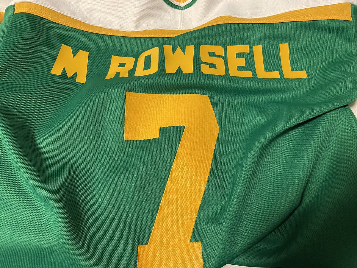 MikeRowsell's tweet photo. @RonMacLeanHTH #HockeyDay couple of classic jerseys from my 1st 2 years in minor hockey #cedarhillminorhockey #Scarborough https://t.co/TicP9lvKtX