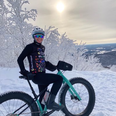 ChristelFerrier's tweet photo. #NouvellePhotoDeProfil https://t.co/Q8I7cj1394