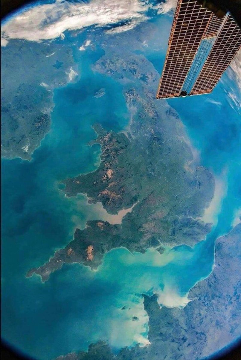 MichaelGalanin's tweet photo. The United Kingdom seen from the International Space Station https://t.co/Z3LQreLPcl
