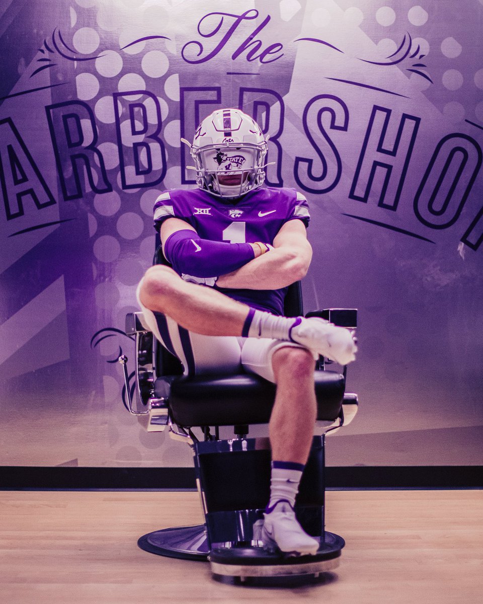HirshLuke's tweet photo. K-State was live💜 https://t.co/aPTykGU9HT