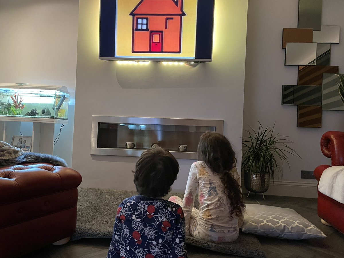 Bevster67's tweet photo. My Grandchildren love this…..makes a refreshing change from Teen Titans 
#playschool 
#imagination  
#recycling https://t.co/CmfdlRTkg4