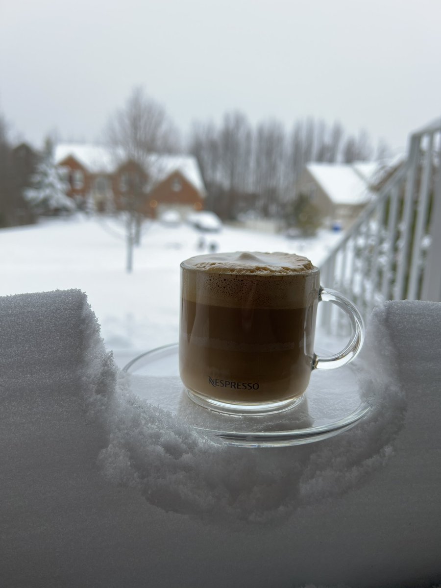 popkurn611's tweet photo. My idea of a snow day. #snowedin #BlizzardOf2022 #jerseysnow #Nespresso #shotoniphone https://t.co/i3EdGoNAnj