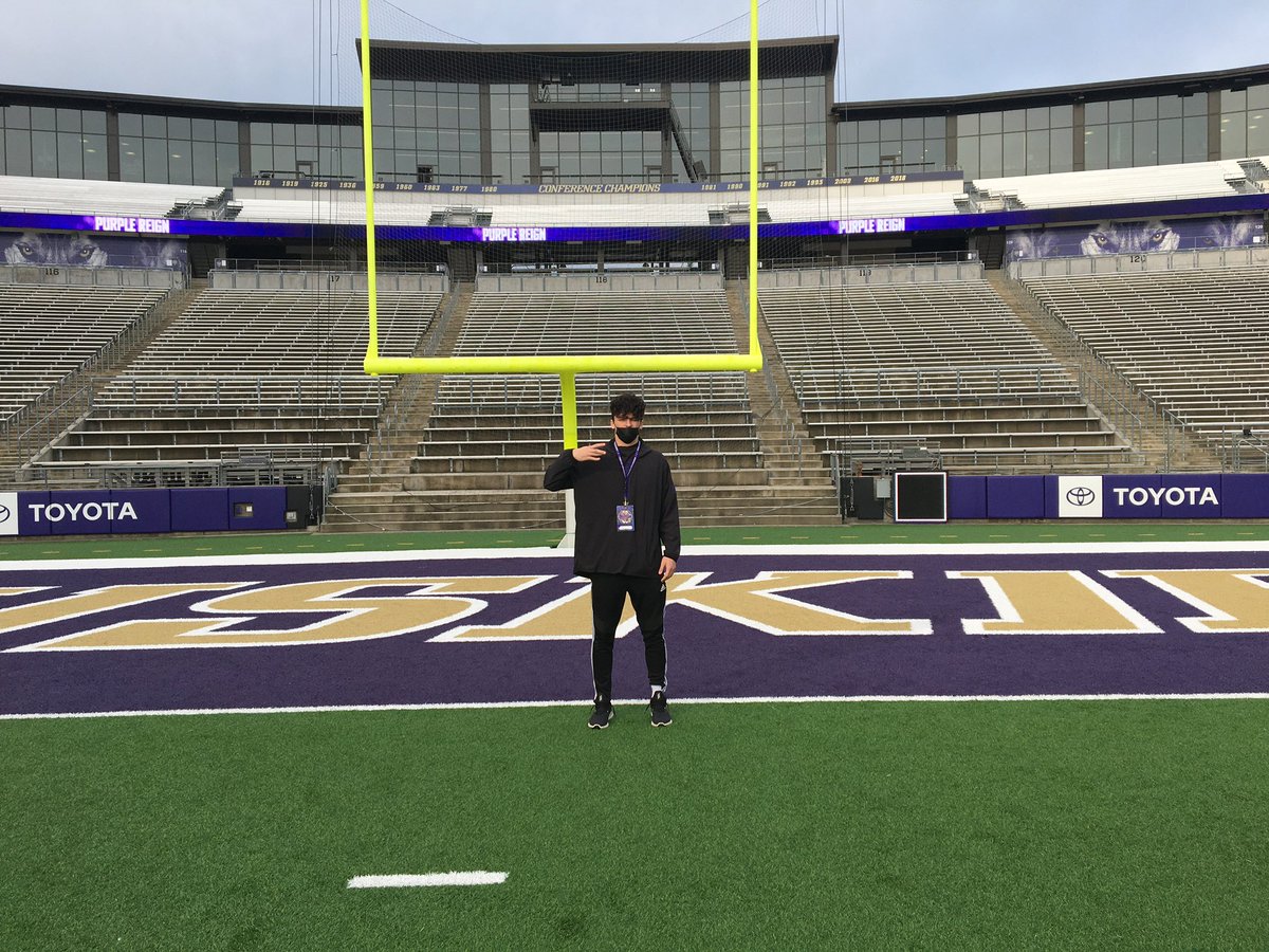 Hogan Hansen (@hansen_hogan) on Twitter photo After a great talk with @NickSheridanUW and <a href="/KalenDeBoer/">Kalen DeBoer</a> I’m Honored and it’s a dream come true to say I’ve received a Full ride scholarship to The University of Washington <a href="/CoachMcKinney20/">Lorenzo McKinney</a> <a href="/TFordFSP/">Tracy Ford</a> <a href="/RealMG96/">Marcus “MG” Griffin</a> <a href="/RFordFSP/">Reggie Ford</a> <a href="/BrandonHuffman/">Brandon Huffman</a> #UW After a great talk with @NickSheridanUW and <a href="/KalenDeBoer/">Kalen DeBoer</a> I’m Honored and it’s a dream come true to say I’ve received a Full ride scholarship to The University of Washington <a href="/CoachMcKinney20/">Lorenzo McKinney</a> <a href="/TFordFSP/">Tracy Ford</a> <a href="/RealMG96/">Marcus “MG” Griffin</a> <a href="/RFordFSP/">Reggie Ford</a> <a href="/BrandonHuffman/">Brandon Huffman</a> #UW