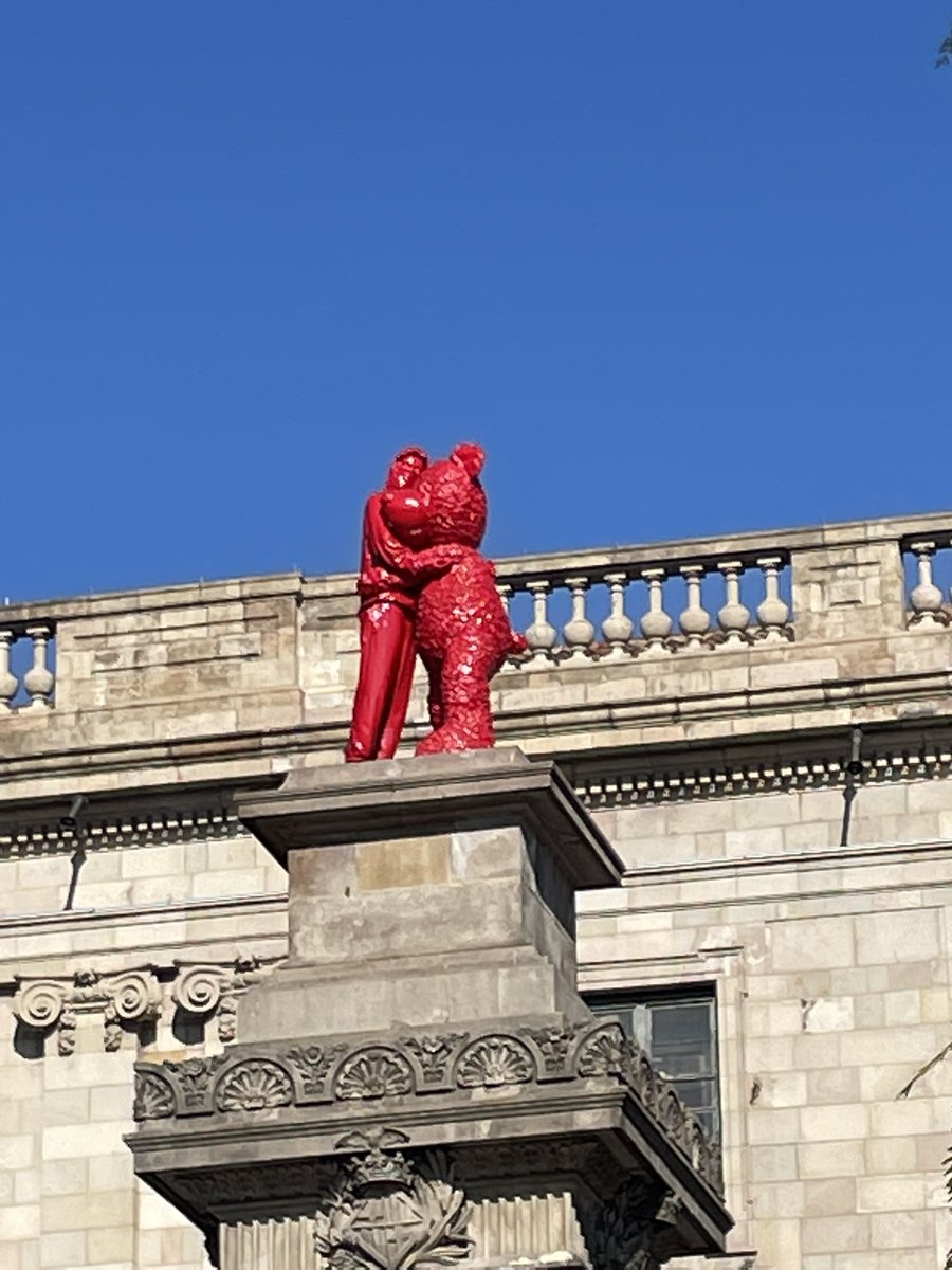 HuguetPaula's tweet photo. @jamescolomina #jamescolomina a Barcelona! #streetart https://t.co/xCcMfS6gqo