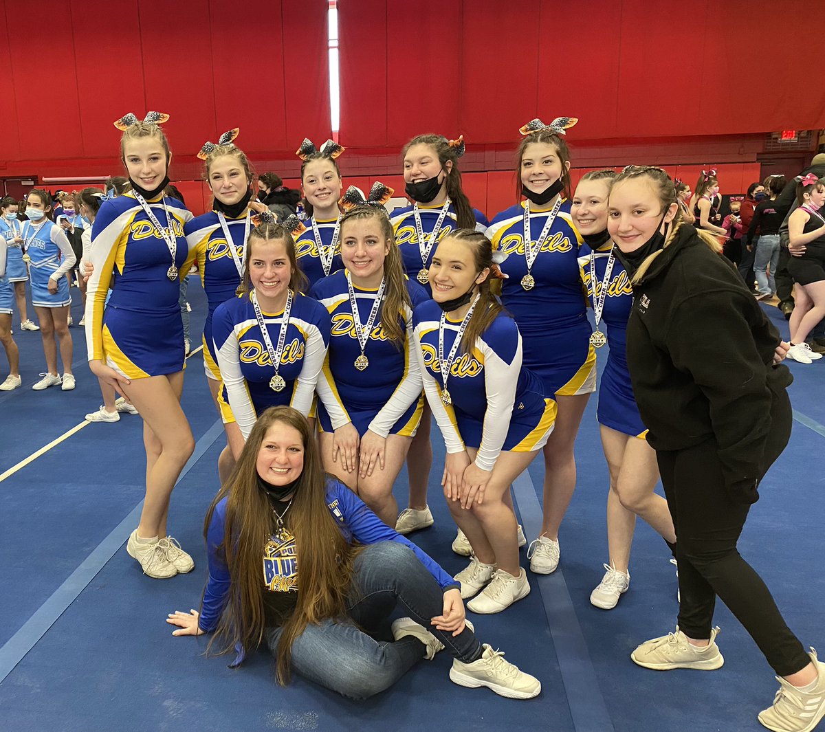 PoultneyCheer's tweet photo. CVCC Small Varsity Runner-up 💙🥈💛 Only room to improve from here, let’s do this! #poultneypride https://t.co/IVoVxsXzqe