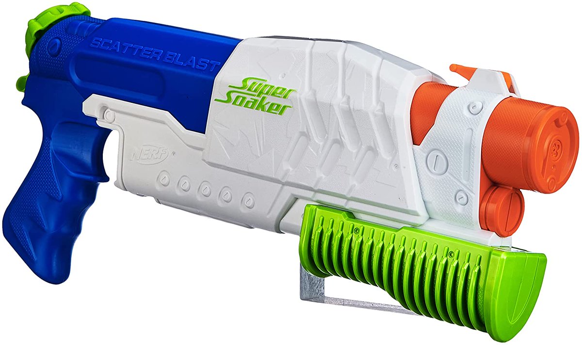 Wir haben für morgen die Wasserwerfer und ne Hundertschaft angefordert um die Fans zu trennen...die Kollegen haben uns aber nur das hier bewilligt...die meinten BIG-Fans gibt es nicht und wir wollten nur mit dem großen Gerät spielen :( #WoistBIG #EINS #hierisreal