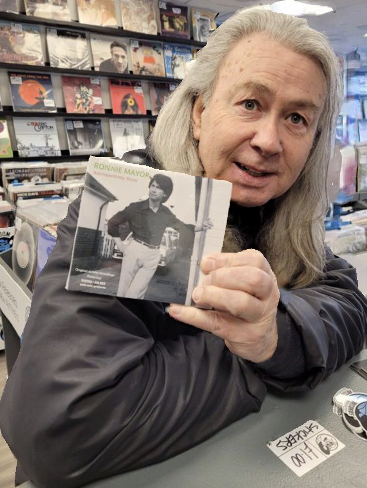Ronnie popped into Boiler Room Records today with his new release on cd available exclusively through boilerroomrecords.co.uk
£12.99
They will have it up on the website on Tuesday. #languageschool #foreigngirls #onthebeach