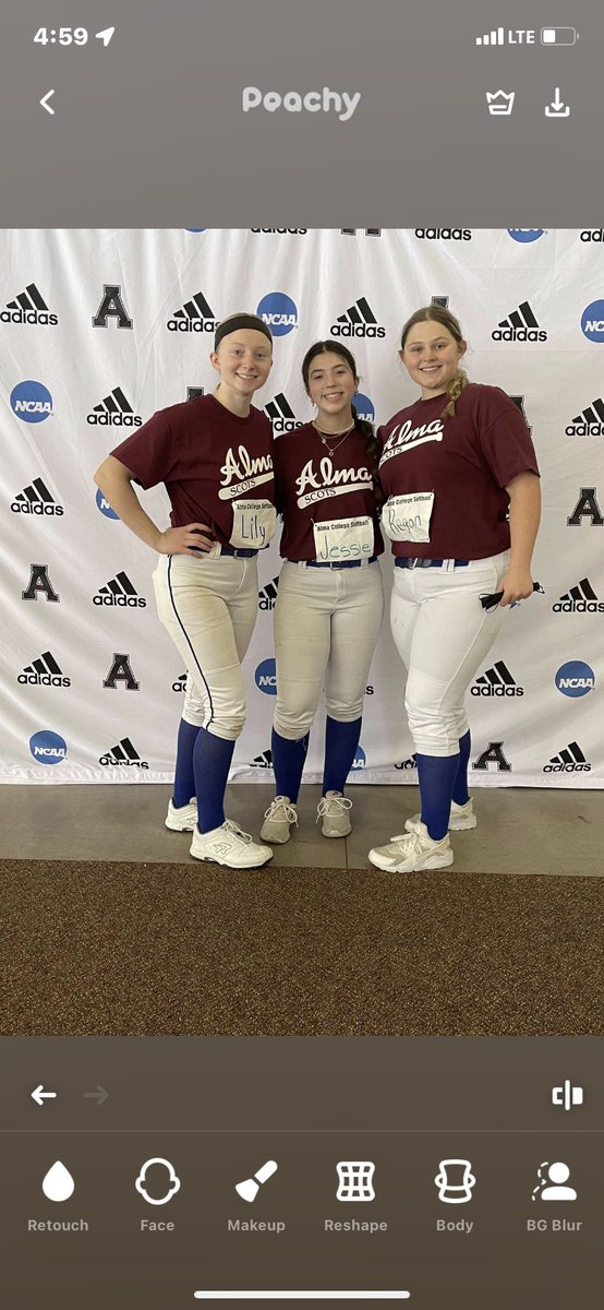Had an amazing time today <a href="/AlmaScotsSB/">Alma College Softball</a>! Thank you for having me and my teammates <a href="/LilyMalamis/">Lily Malamis</a> and <a href="/AnstandigJessie/">Jessie Anstandig</a>  We all learned so much that we can use on and off the field! <a href="/HanniganCoach/">Stevenson Softball</a> <a href="/MCMadness16U/">MCMadness</a>