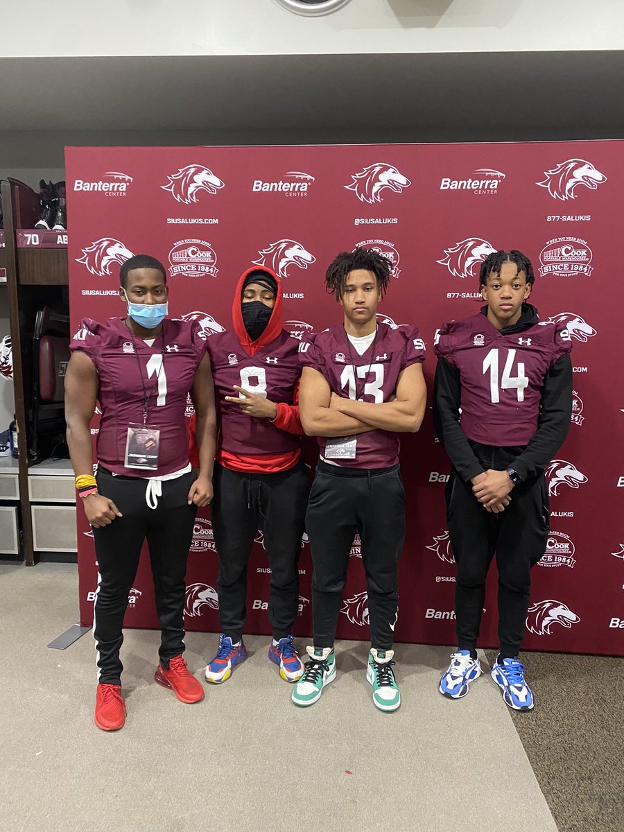EREEDUS_1's tweet photo. Thank you @CoachMarkWatson of @SIU_Football for letting me and a couple of my teammates stop by for a great junior day. Truly blessed @THECoachKdub https://t.co/dVP7c6umNc