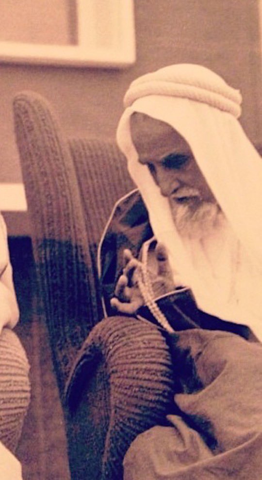 AFAJ1893's tweet photo. صورة جدي #الأمير محمد بن أحمد بن ثاني رحمه الله كان عميد أسرة #آل_ثاني وابن #حاكم #قطر الأسبق الأمير أحمد بن محمد بن ثاني وكانت فترة حكم الجد الأمير أحمد من 1893م إلى 1905م وهذا قصر الحكم في #الدوحة  الذي ولد وتربى فيه ابنه الأمير محمد https://t.co/k6kThfgp3O