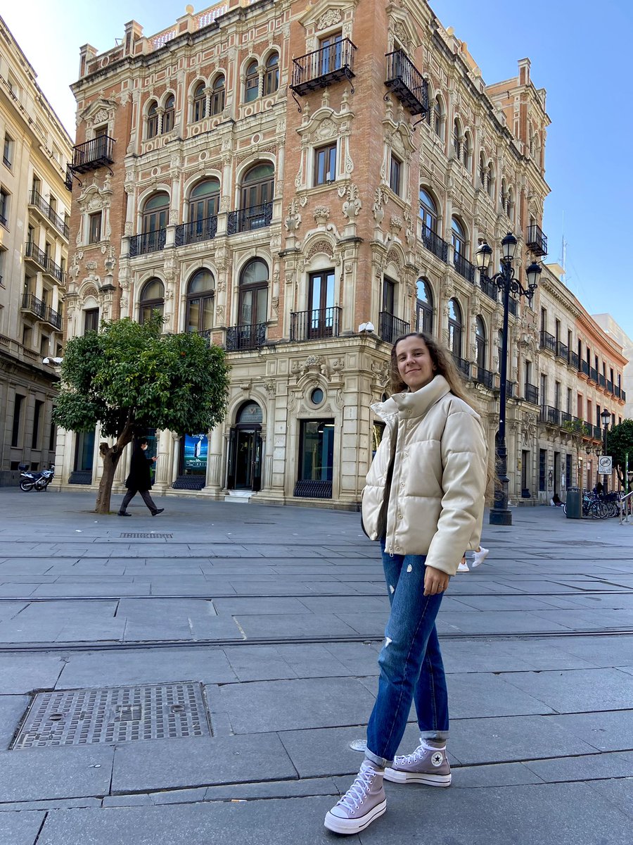 lorena_rgomez's tweet photo. Desconectar del mundo y conectar conmigo. 🥰 https://t.co/k4NFwONGIB