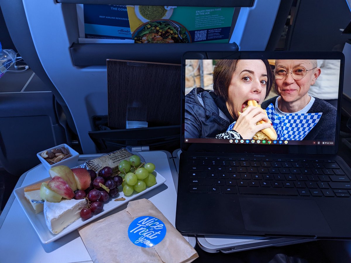 DocQueer's tweet image. Working in the skies! @AlaskaAir I had a great flight and lovely service. @DocQueer would still love to partner with you to improve the Alaska Air experience for trans and non-binary flyers.
#alaskaairlines #alaskawifi #gogoinflight #transgender #nonbinary #inclusivity