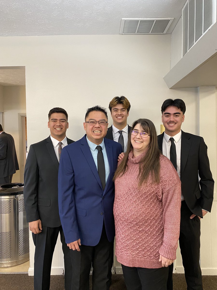 msunga327's tweet image. Pamilya